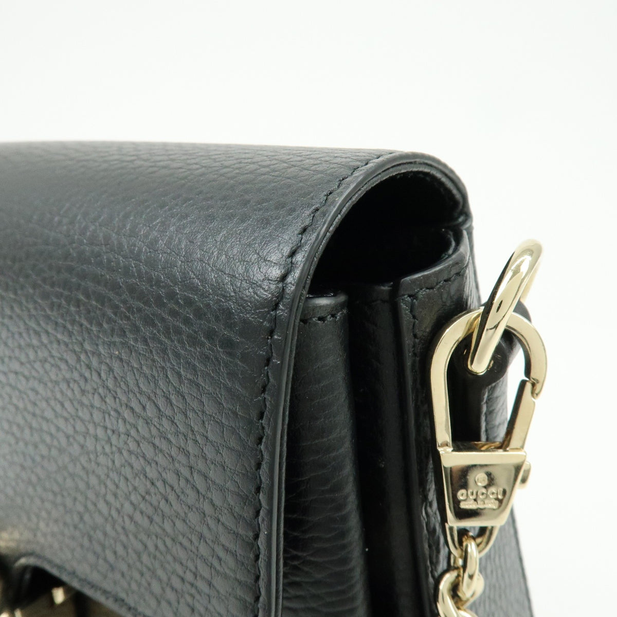 Gucci Interlocking Leather Black Leather Shoulder Bag Bag (Pre-Owned)
