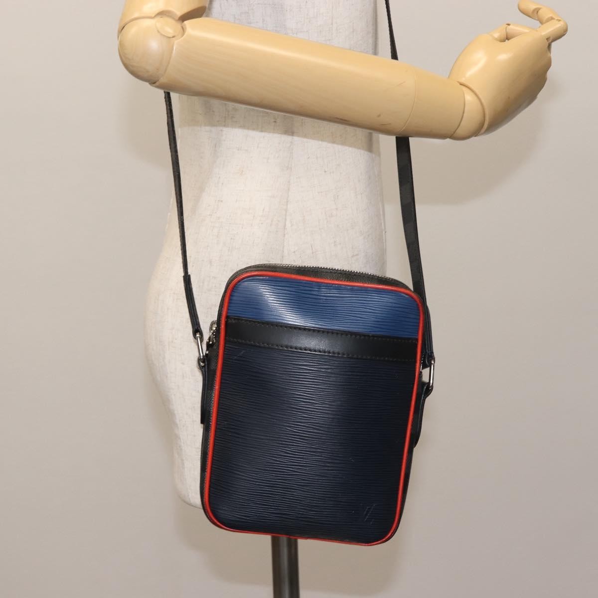 Louis Vuitton Danube Epi Leather Navy Leather Bag (Pre-Owned)