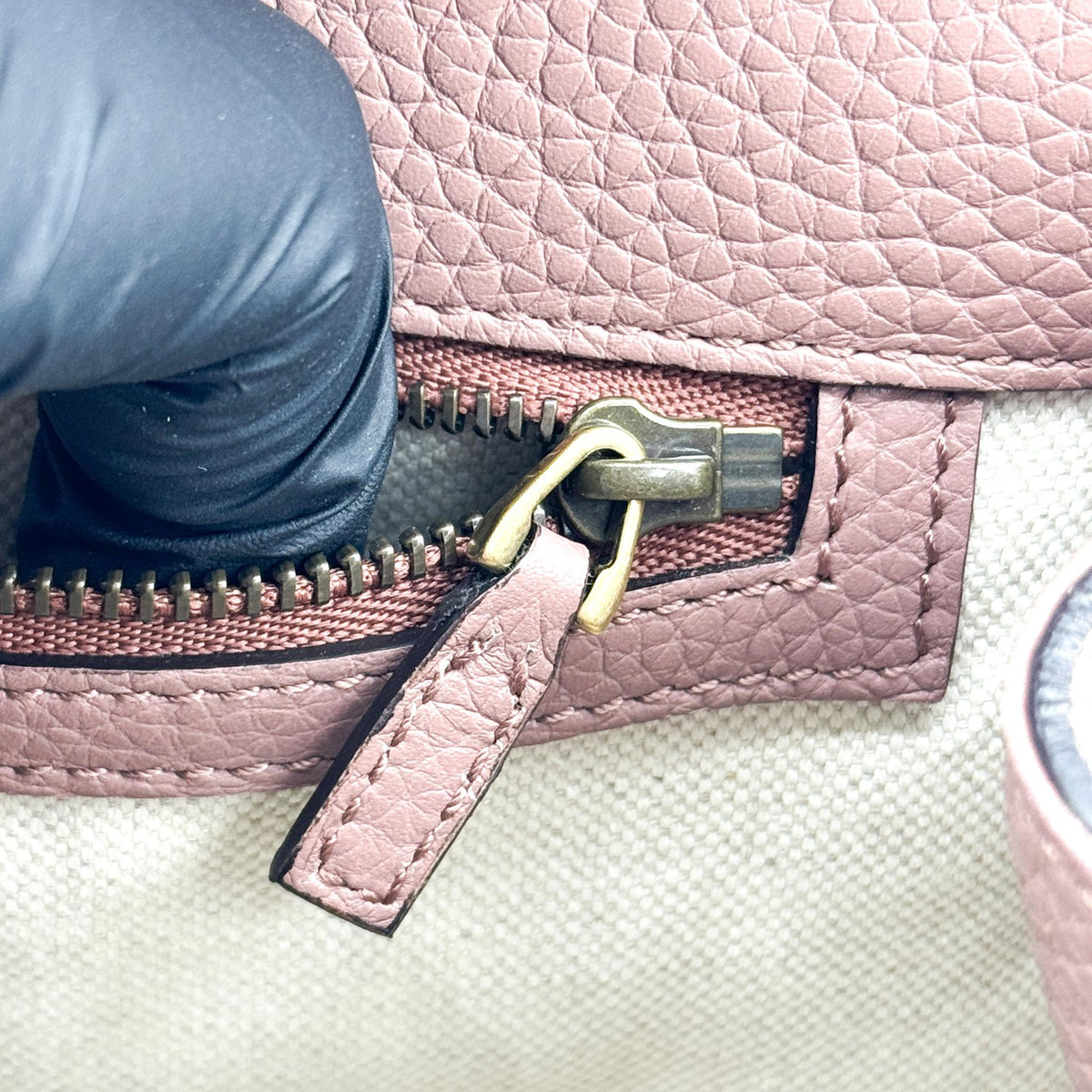 Gucci Gg Marmont Top Handle Leather Pink Leather Handbag (Pre-Owned)