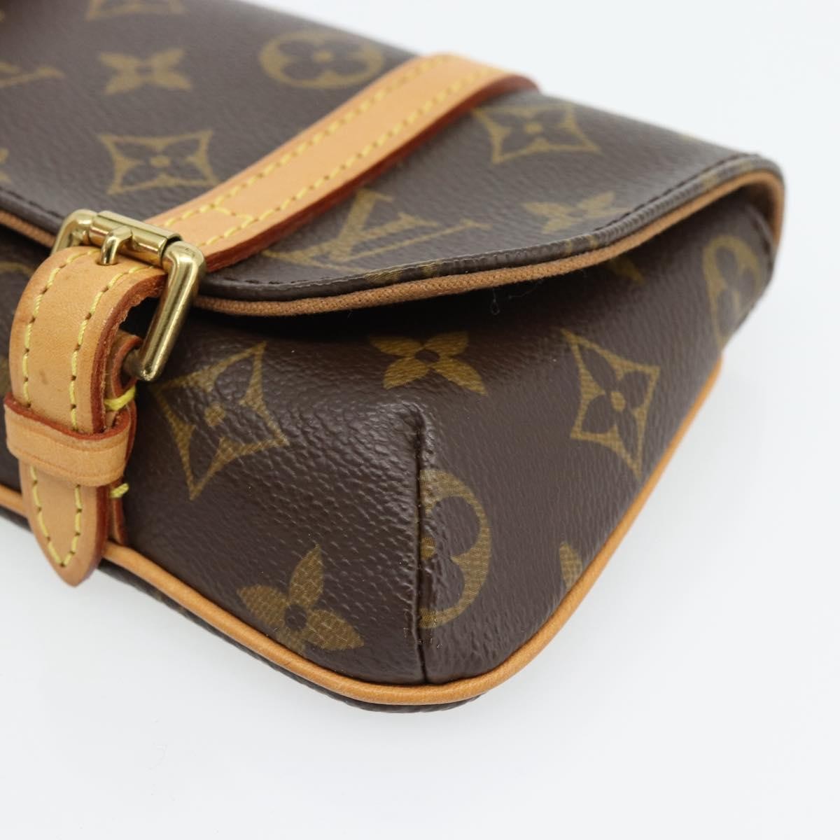 Louis Vuitton Marelle Waist Monogram Canvas Brown Canvas Clutche & Pouche Bag (Pre-Owned)