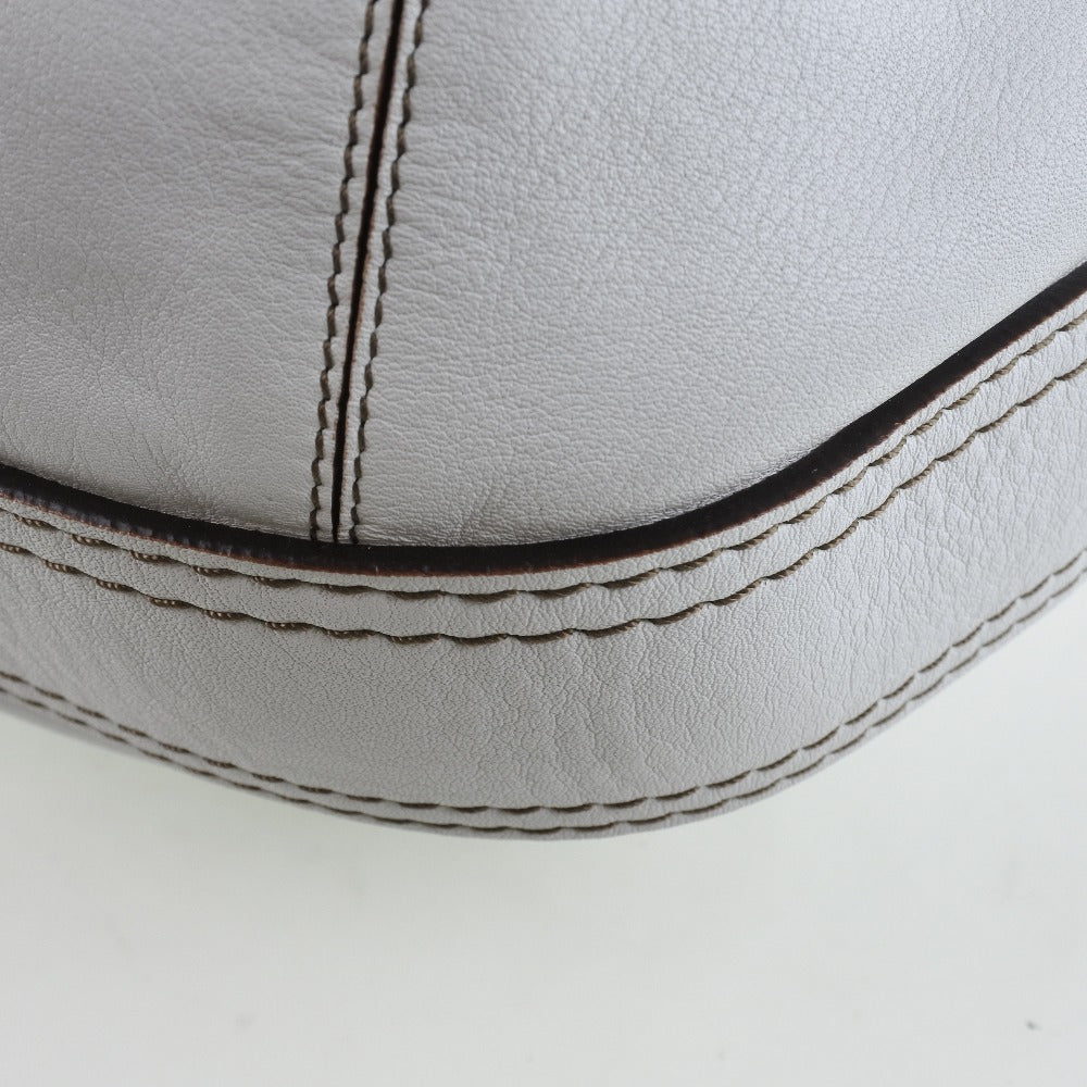 Loewe White Leather Shoulder Bag (Pre-Owned)