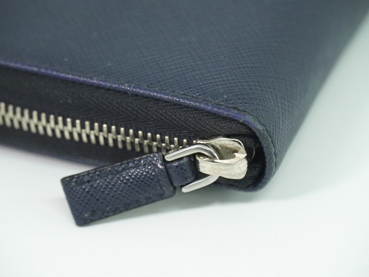Prada Saffiano Leather Navy Leather Wallets Accessory (Pre-Owned)