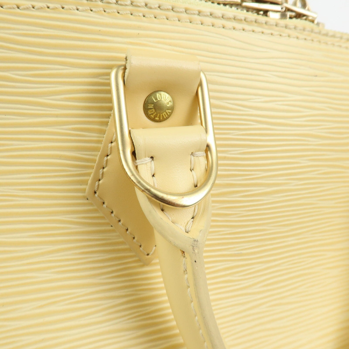 Louis Vuitton Alma Epi Leather Beige Leather Handbag (Pre-Owned)