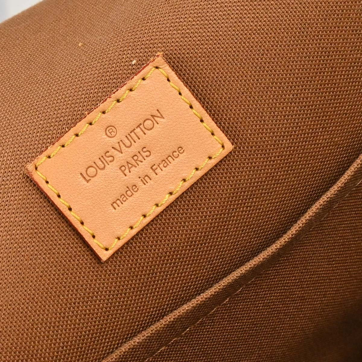 Louis Vuitton Bosphore Messenger Monogram Canvas Brown Canvas Shoulder Bag Bag (Pre-Owned)