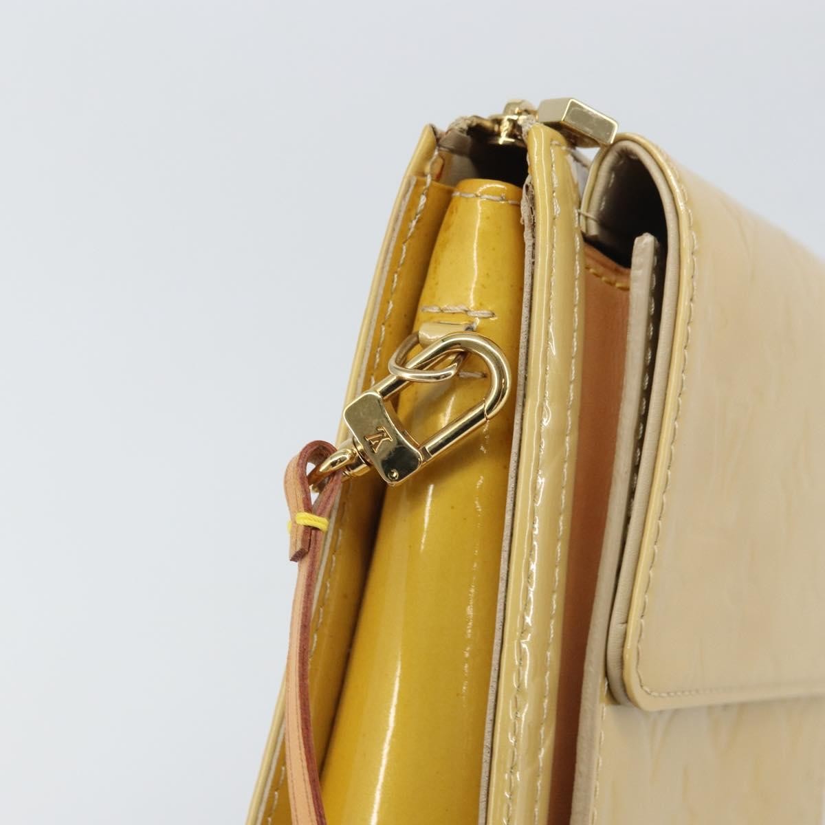 Louis Vuitton Mott Monogram Vernis Beige Patent_Leather Clutche & Pouche Bag (Pre-Owned)
