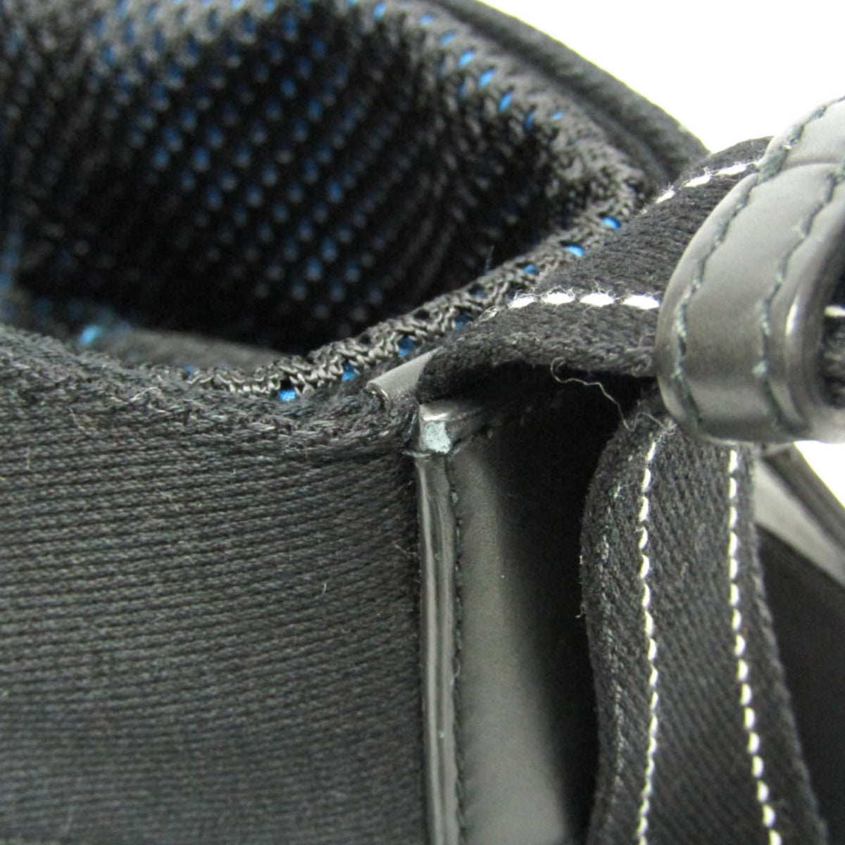 Bottega Veneta Paper Touch Bucket Nylon With Mesh Black Nylon Shoulder Bag Bag (Pre-Owned)
