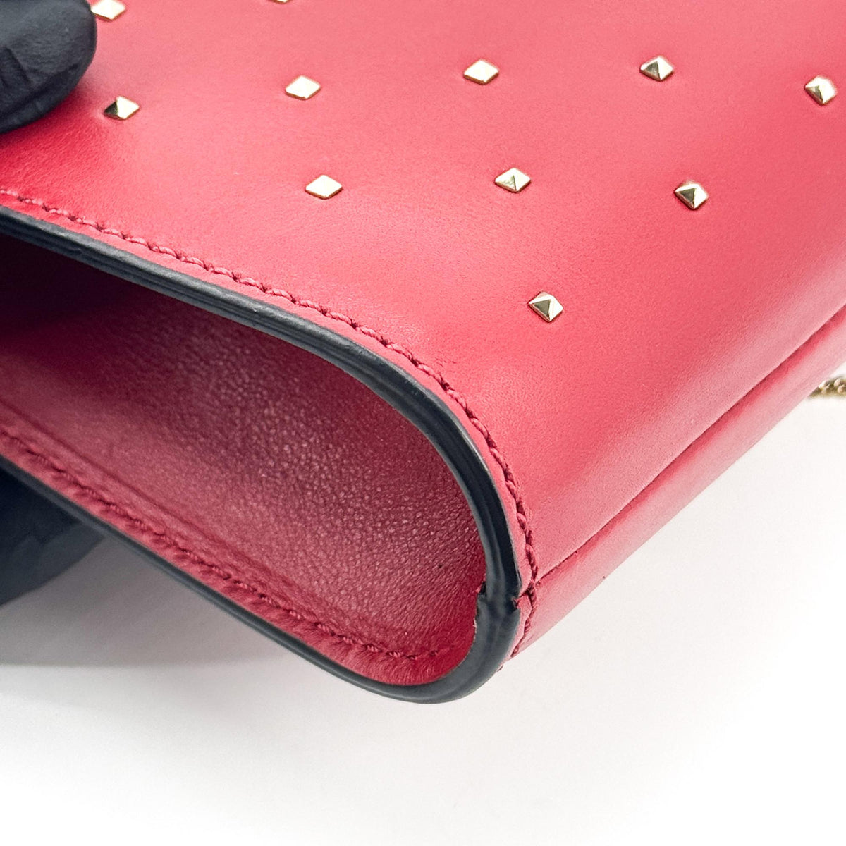 Valentino Garavani Demilune Clutch Studded Leather Red Leather Clutche & Pouche Bag (Pre-Owned)