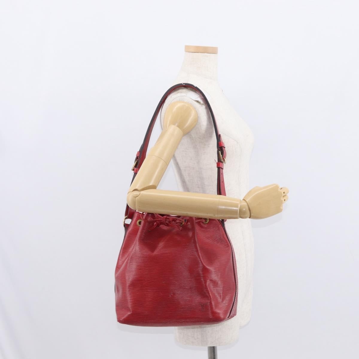 Louis Vuitton Petit Noe Epi Leather Red Leather Shoulder Bag Bag (Pre-Owned)