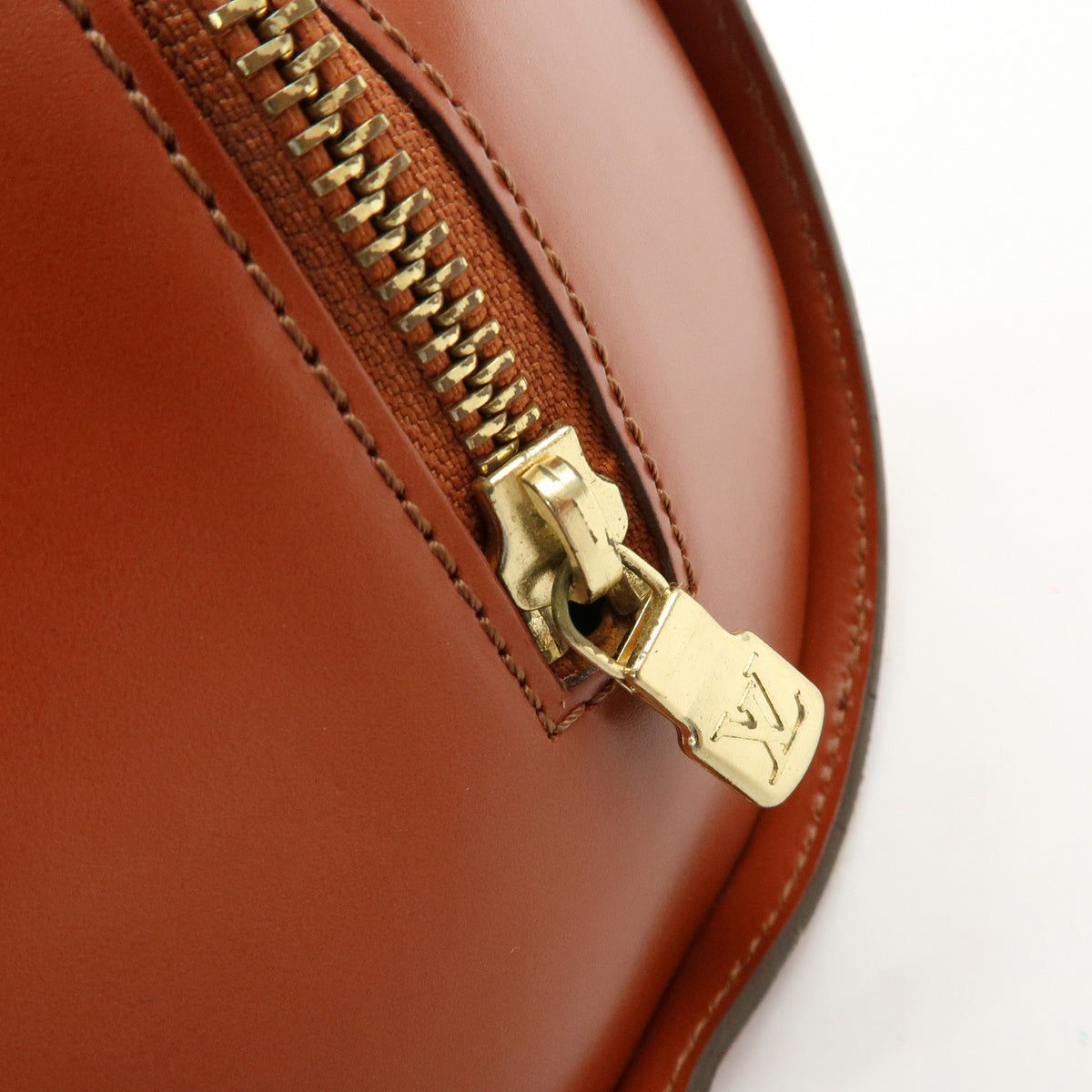 Louis Vuitton Soufflot Epi Leather Brown Leather Handbag (Pre-Owned)