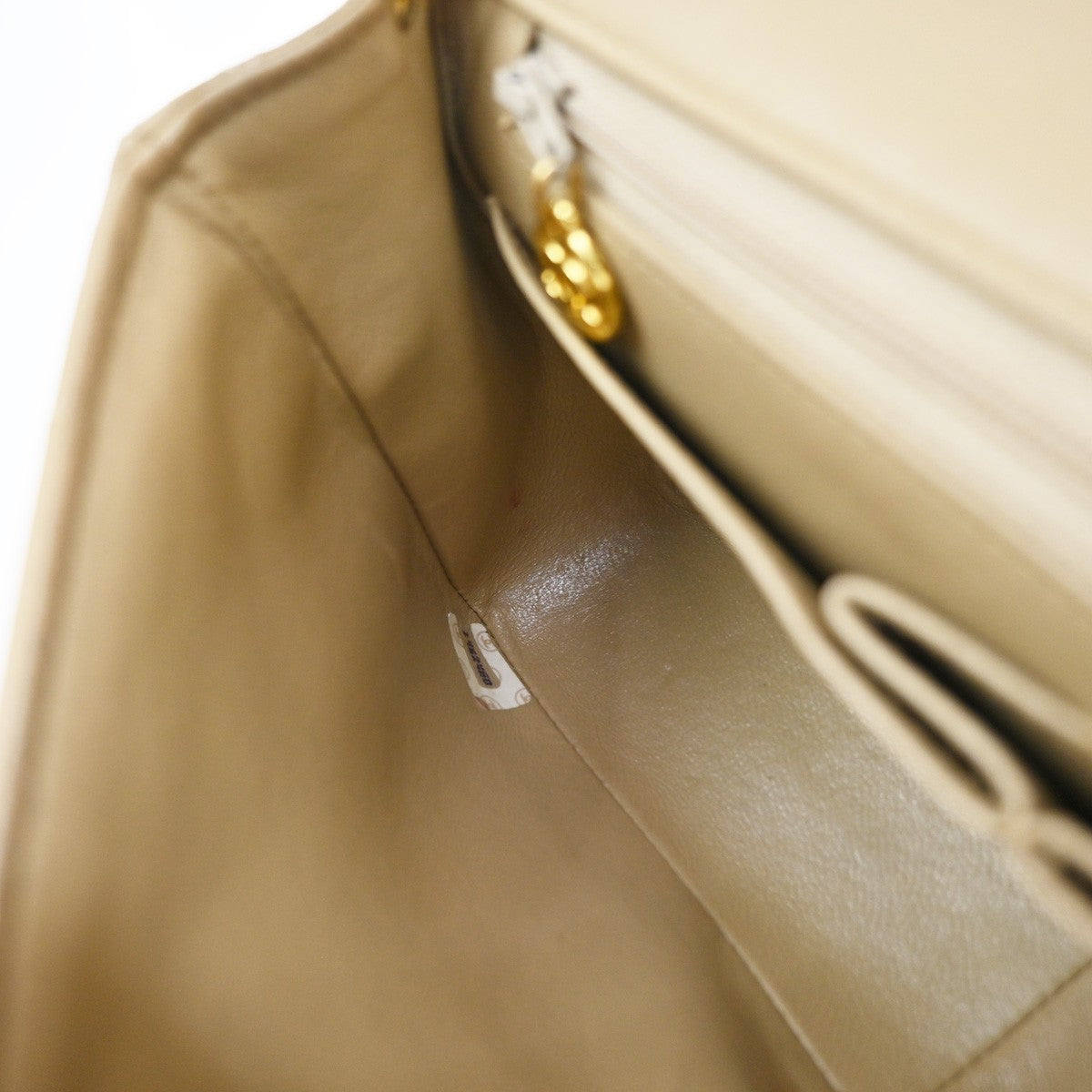 Chanel Vintage Full Flap Quilted Lambskin Beige Leather Shoulder Bag Bag (Pre-Owned)