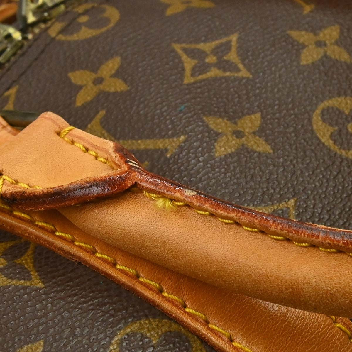 Louis Vuitton Keepall Monogram Brown Canvas Travel Bag Bag (Pre-Owned)