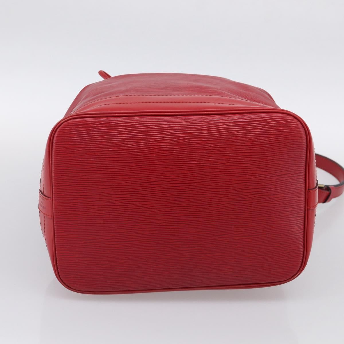 Louis Vuitton Petit Noe Epi Leather Red Leather Handbag (Pre-Owned)