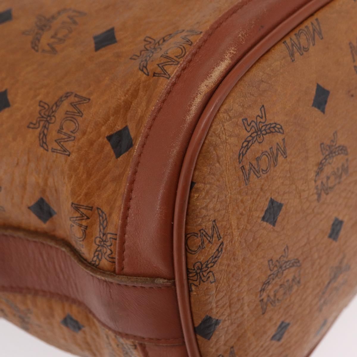MCM Drawstring Leather Brown Leather Shoulder Bag Bag (Pre-Owned)