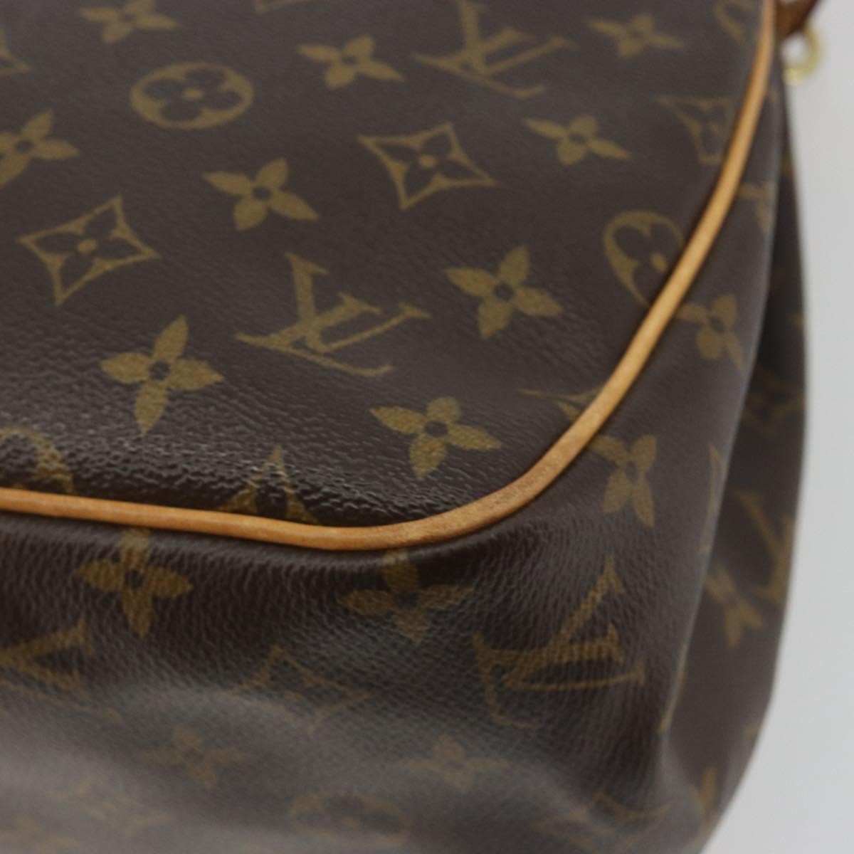 Louis Vuitton Batignolles Monogram Canvas Brown Canvas Shoulder Bag Bag (Pre-Owned)