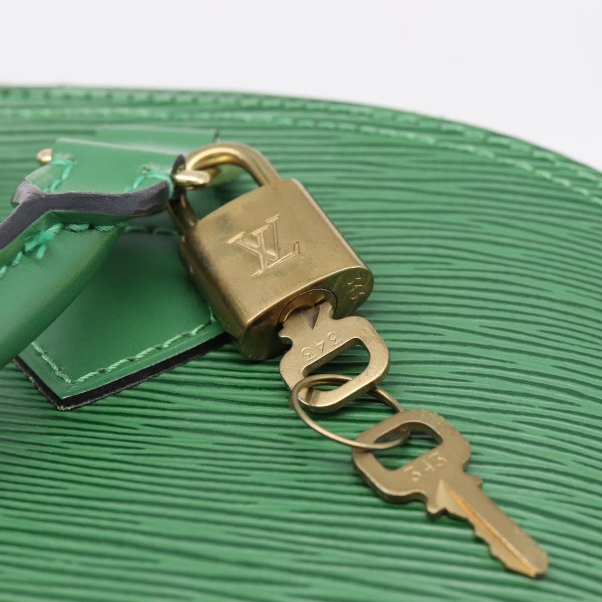 Louis Vuitton Alma Epi Leather Green Leather Handbag (Pre-Owned)