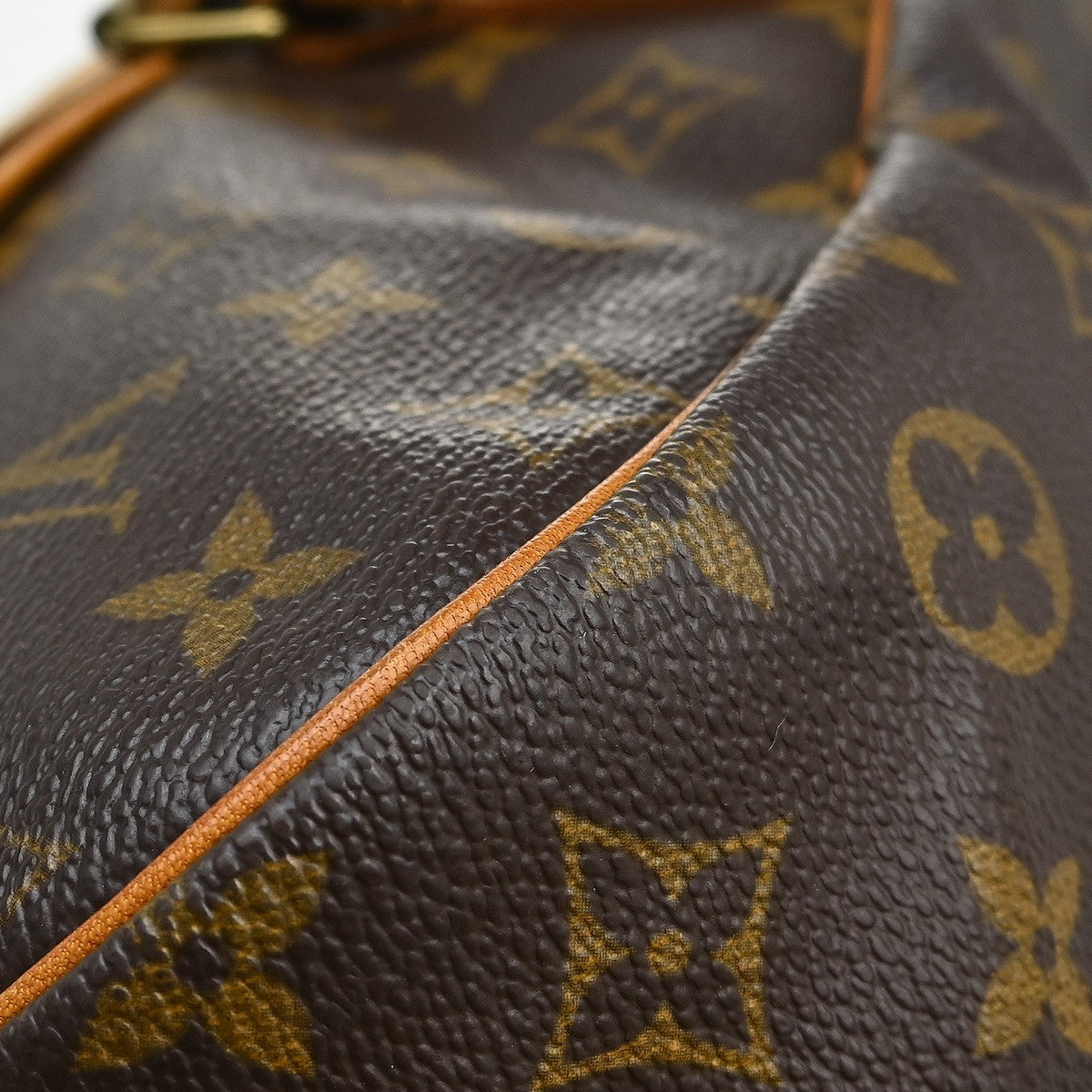 Louis Vuitton Saumur Monogram Canvas Brown Canvas Handbag (Pre-Owned)