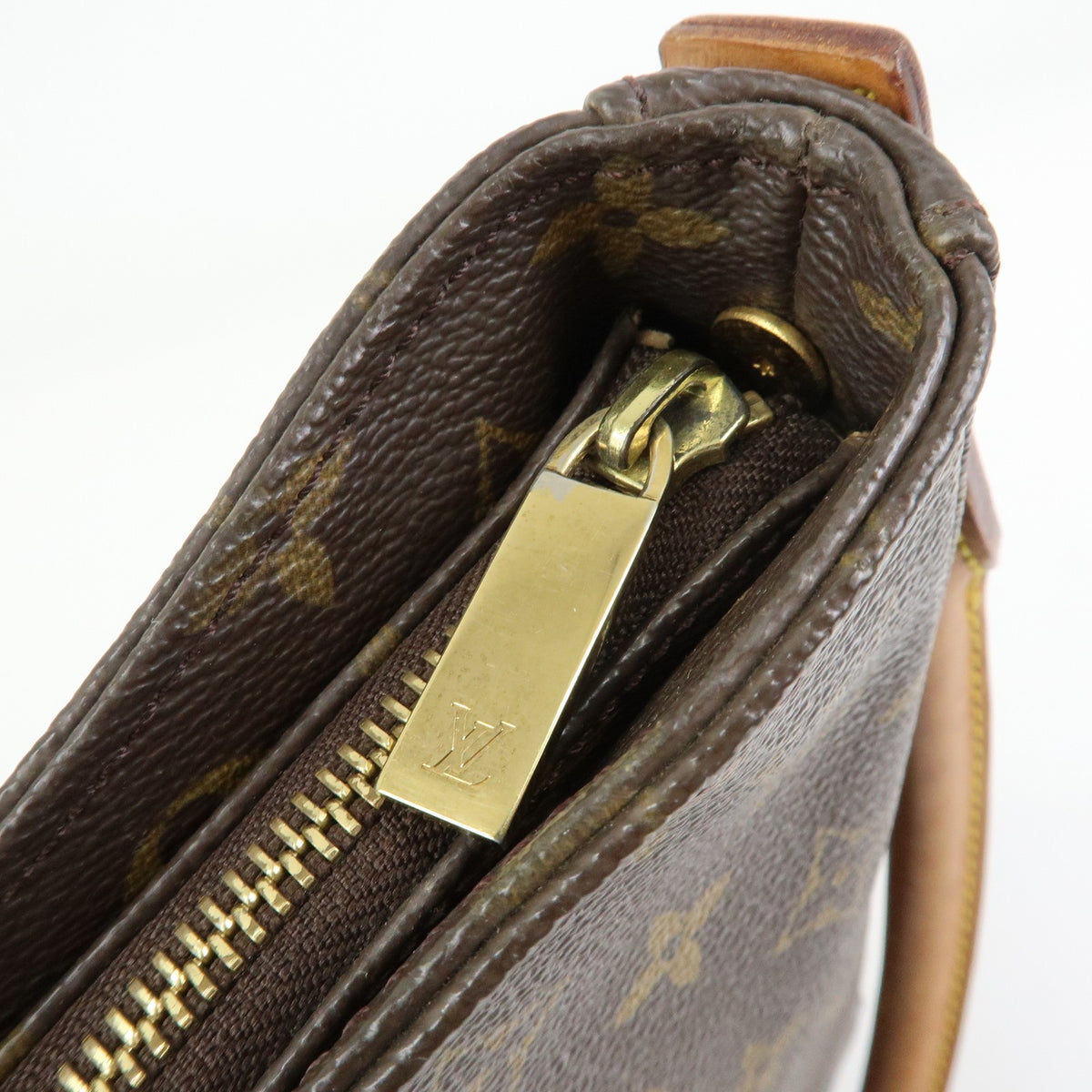 Louis Vuitton Looping Monogram Canvas Brown Canvas Handbag (Pre-Owned)