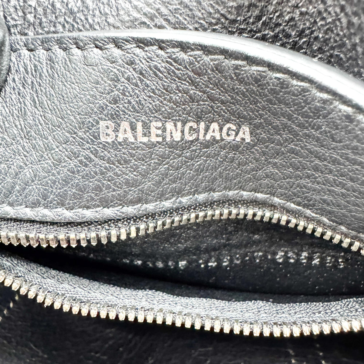 Balenciaga Everyday Patent Silver Leather Tote Bag Bag (Pre-Owned)