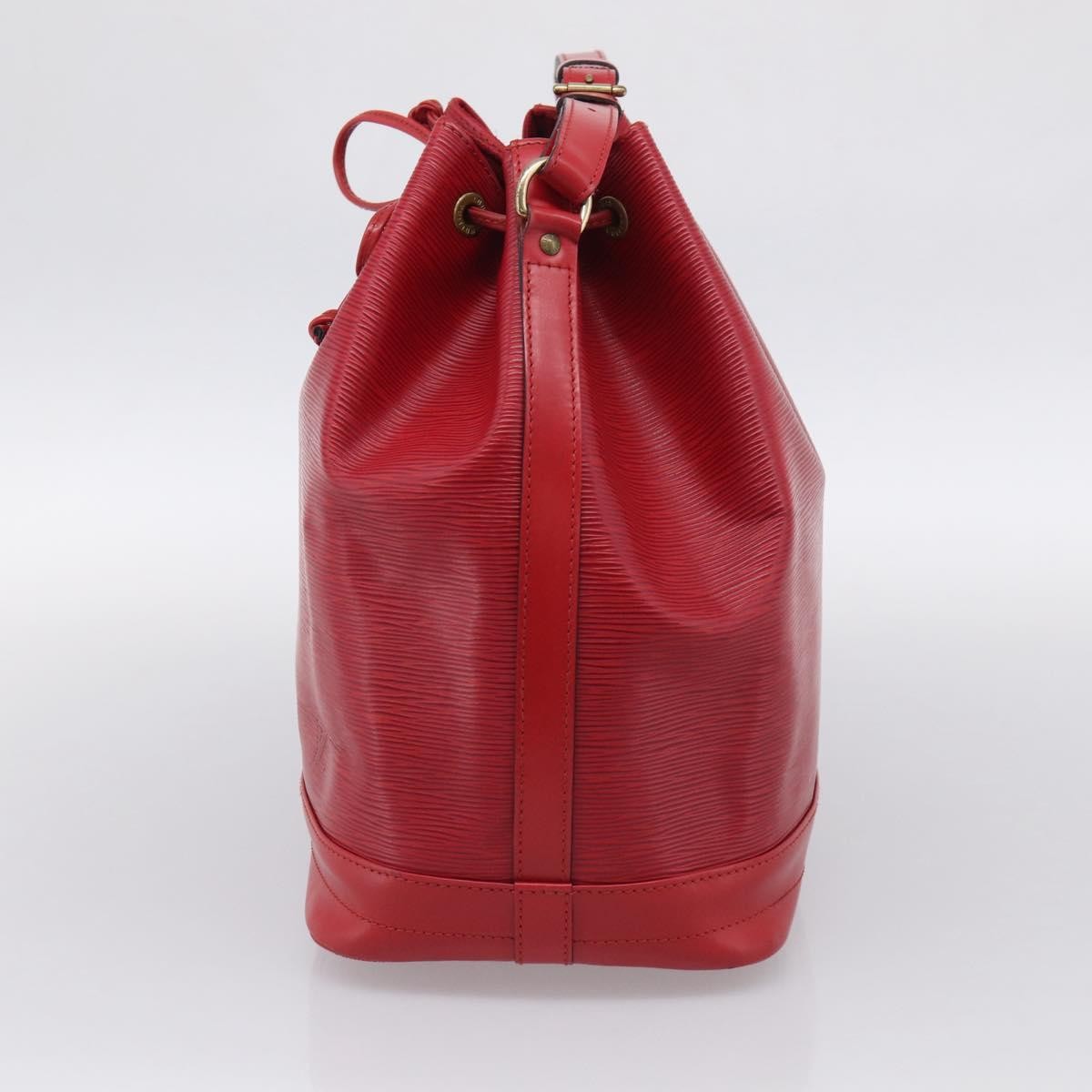 Louis Vuitton Petit Noe Epi Leather Red Leather Handbag (Pre-Owned)
