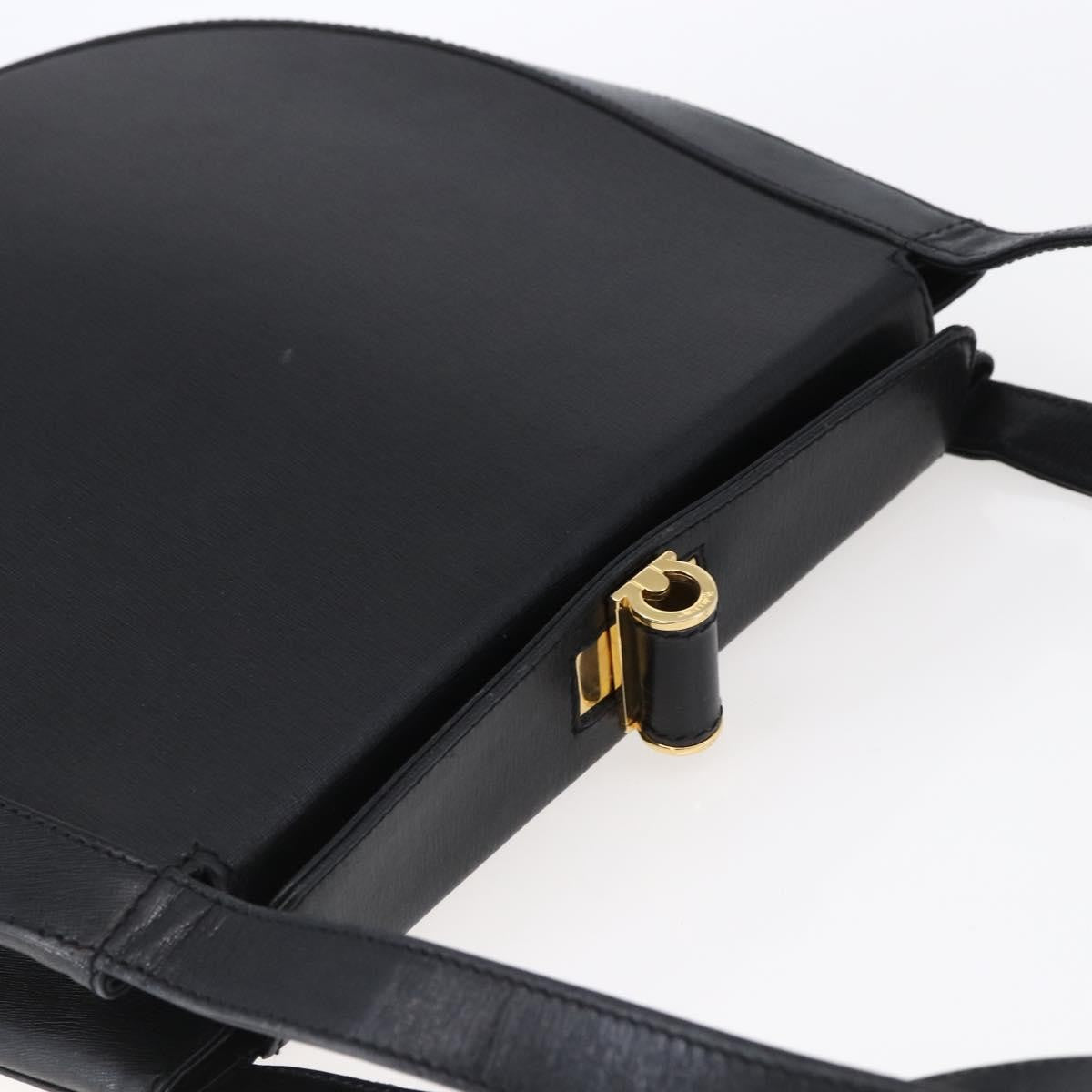 Salvatore Ferragamo Gancini Leather Black Leather Shoulder Bag Bag (Pre-Owned)