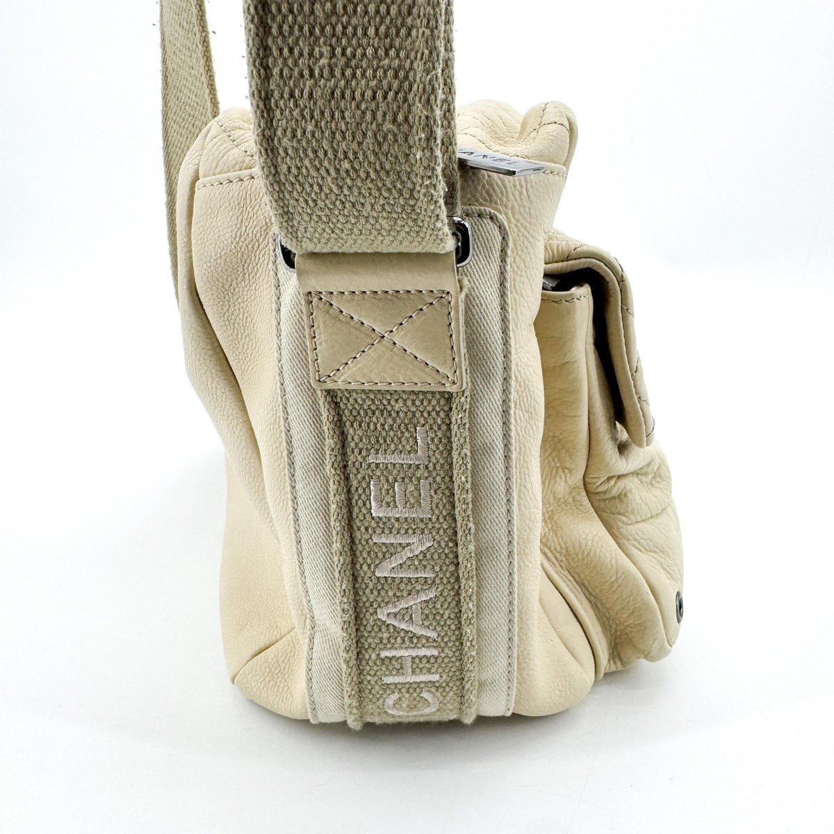 Chanel Sport Line Double Pocket Zip Messenger Leather Beige Leather Crossbody Bag Bag (Pre-Owned)