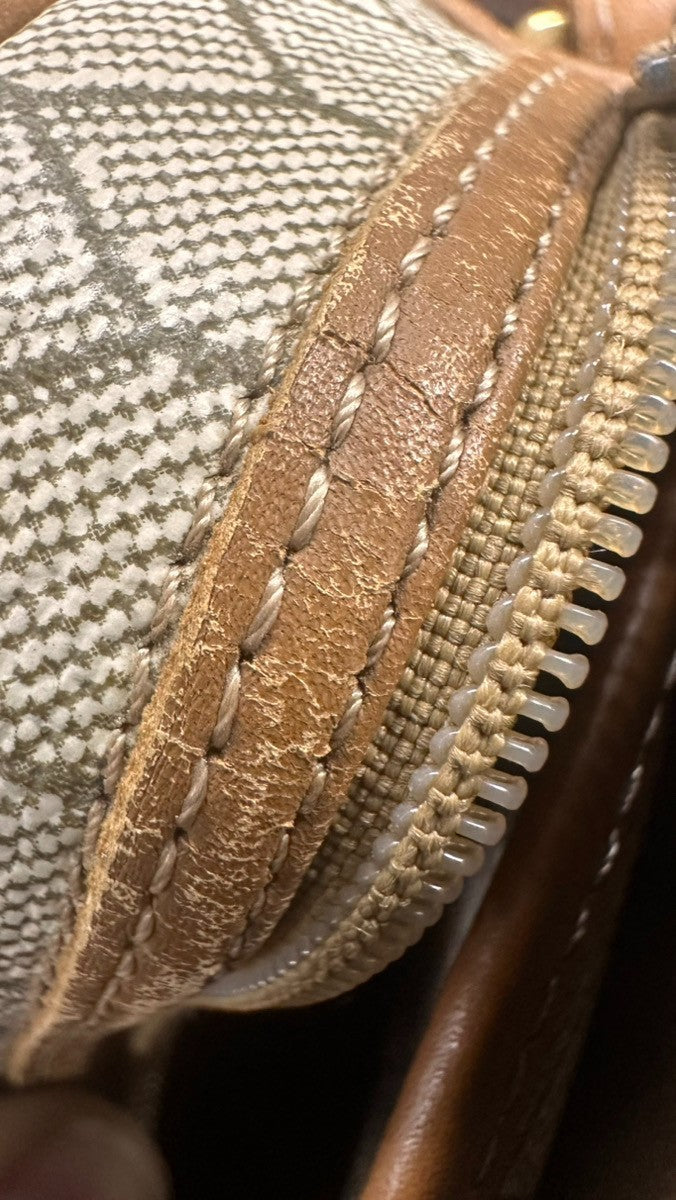 Christian Dior Vintage Honeycomb Canvas Beige Canvas Shoulder Bag Bag (Pre-Owned)