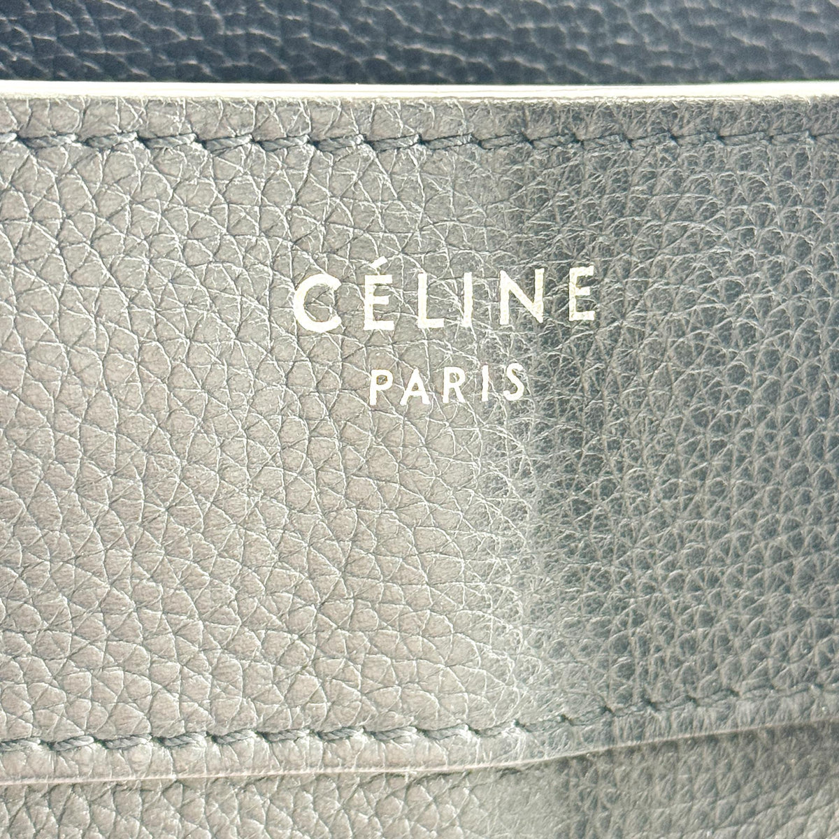 Celine Luggage Smooth Leather Black Leather Handbag (Pre-Owned)