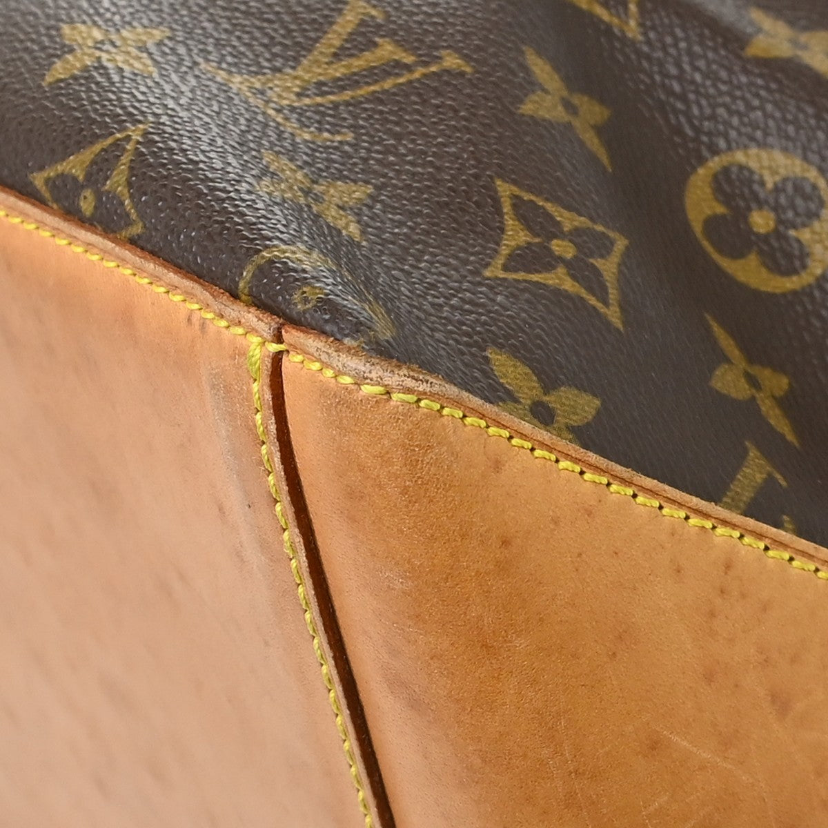 Louis Vuitton Cabas Mezzo Monogram Canvas Brown Canvas Tote Bag Bag (Pre-Owned)