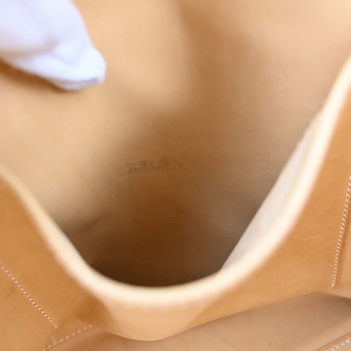 Hermes Paris-Bombay Clémence Brown Leather Handbag (Pre-Owned)