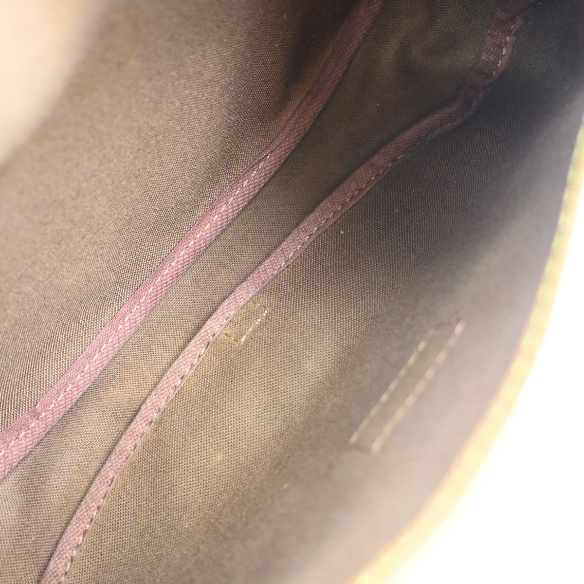 Louis Vuitton Saumur Monogram Brown Canvas Shoulder Bag Bag (Pre-Owned)