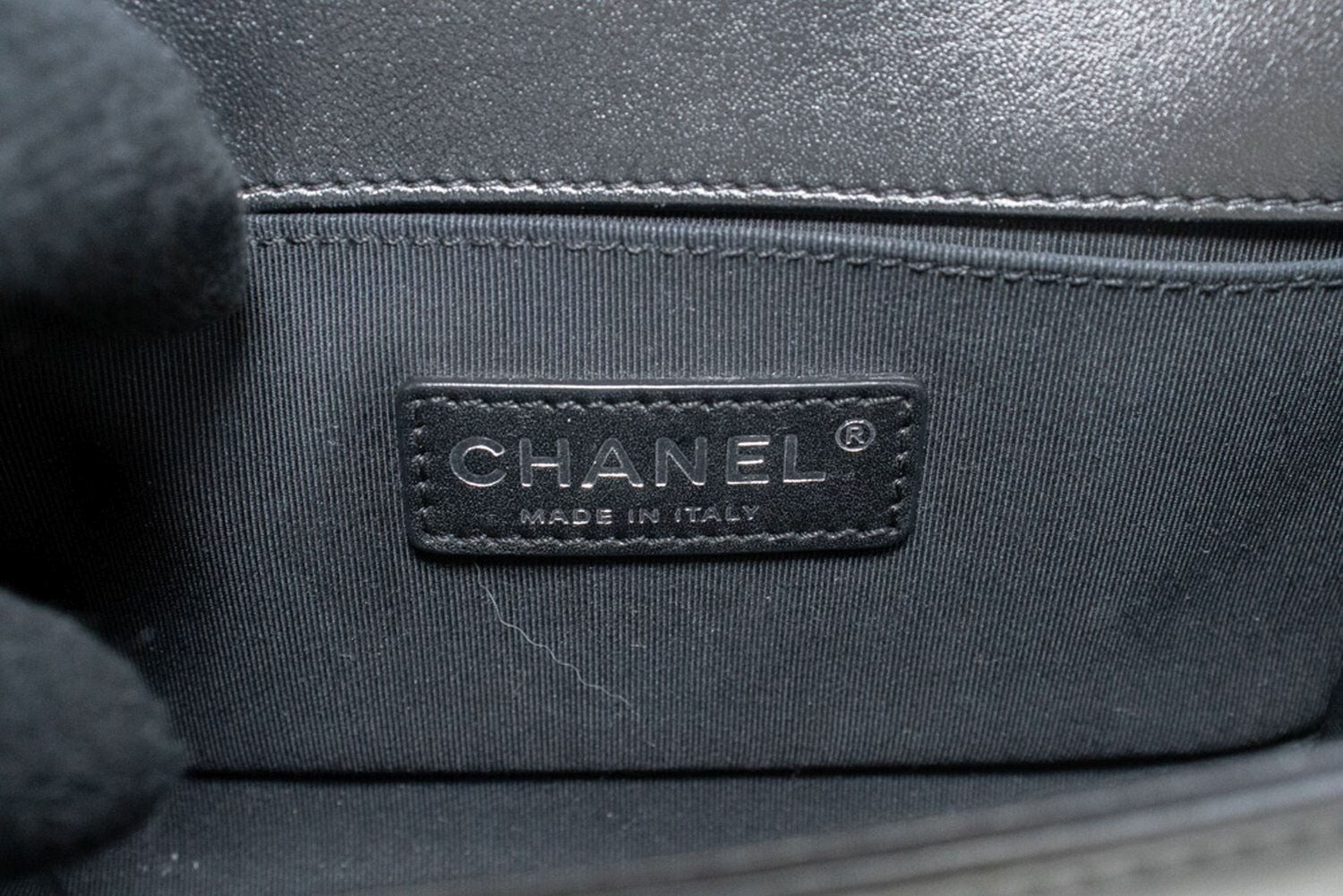 Chanel Boy Flap Quilted Calfskin Black Calfskin Shoulder Bag Bag (Pre-Owned)