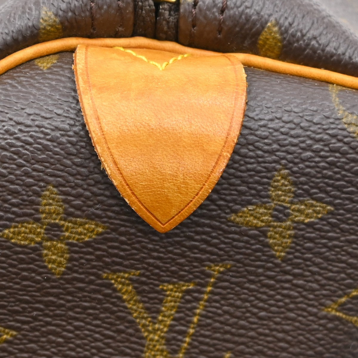 Louis Vuitton Keepall Monogram Canvas Brown Canvas Travel Bag Bag (Pre-Owned)