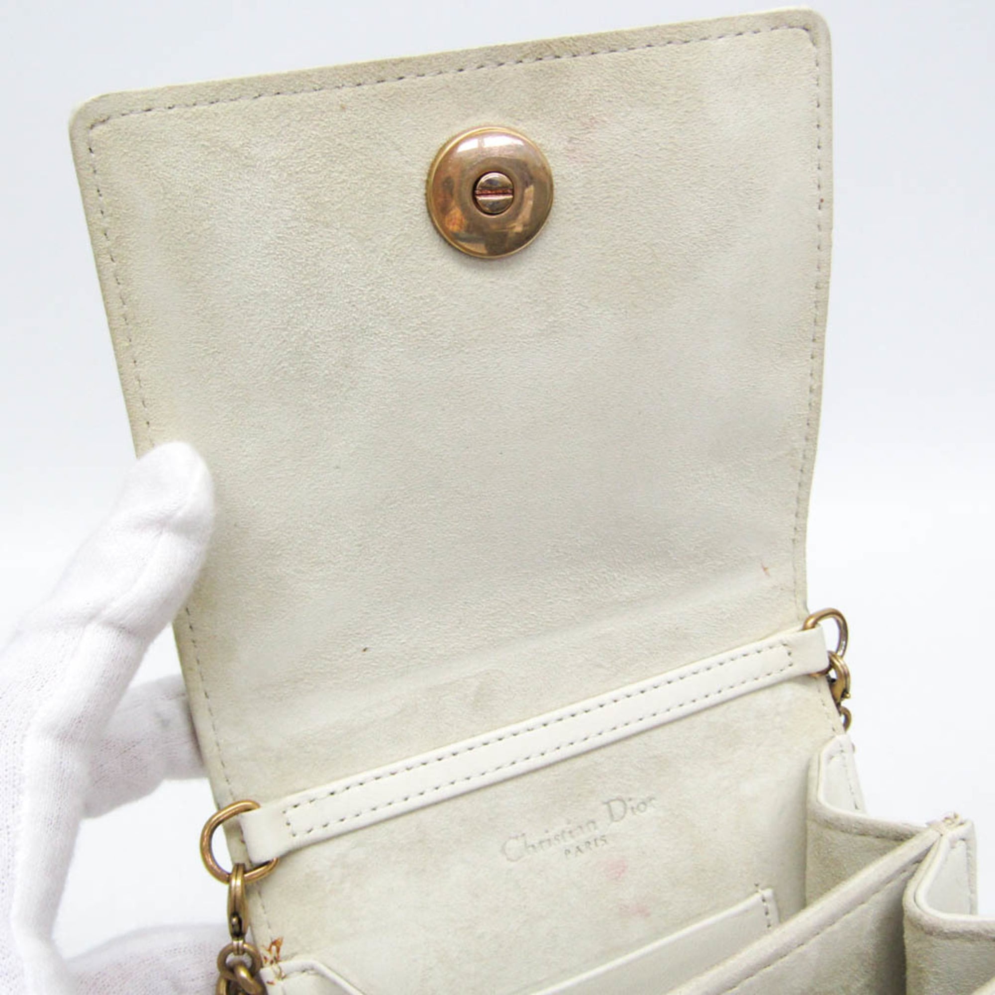 Christian Dior Diorama Vertical Clutch On Chain Studded Leather White Leather Clutche & Pouche Bag (Pre-Owned)