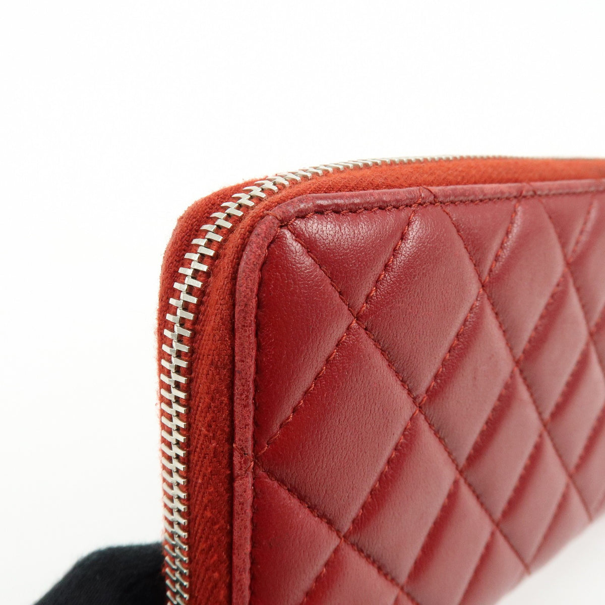 Chanel Zip Around Quilted Lambskin Red Leather Wallets Accessory (Pre-Owned)