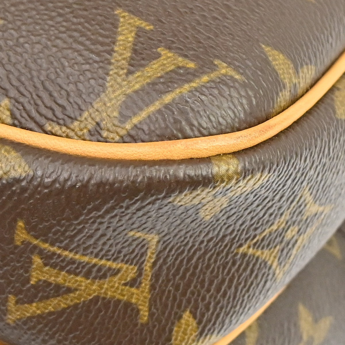 Louis Vuitton Reporter Monogram Brown Canvas Shoulder Bag Bag (Pre-Owned)