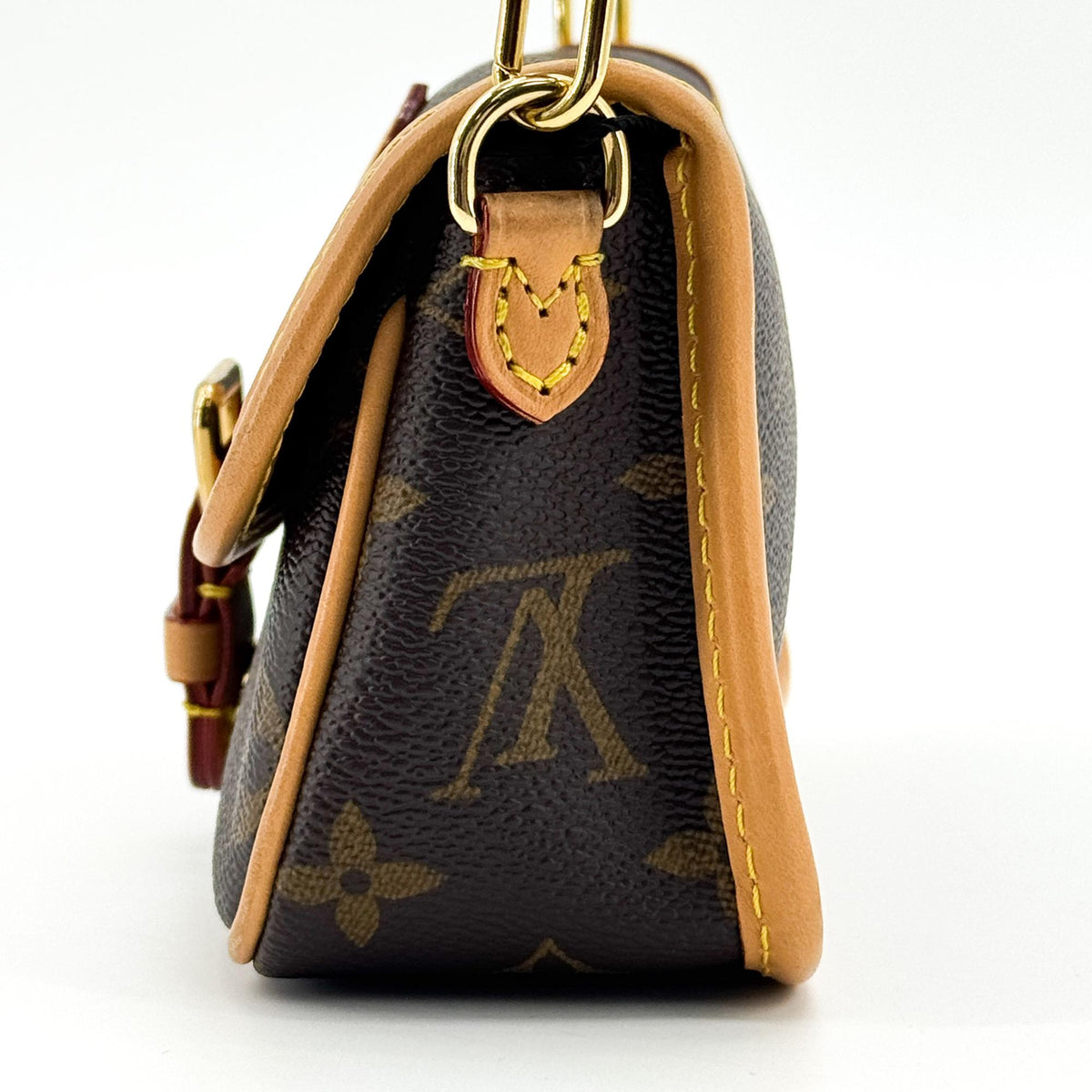 Louis Vuitton Diane Nm Monogram Canvas Brown Canvas Handbag (Pre-Owned)