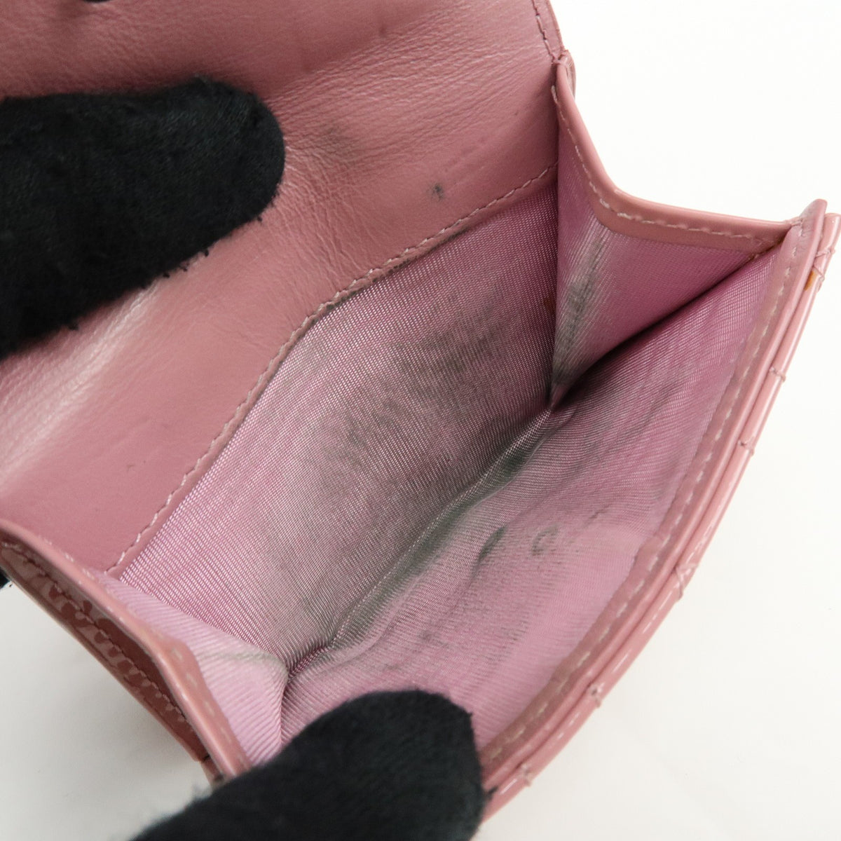 Christian Dior Lady Dior Cannage Quilt Leather Pink Patent_Leather Wallets Accessory (Pre-Owned)