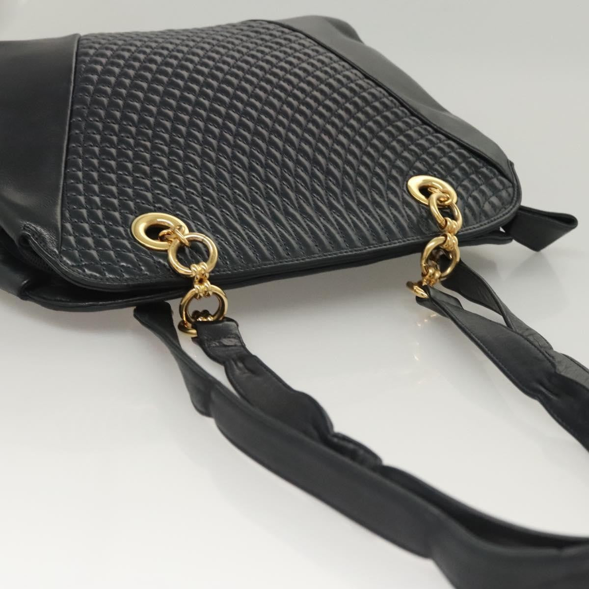 Bally Vintage Quilted Leather Navy Leather Shoulder Bag Bag (Pre-Owned)
