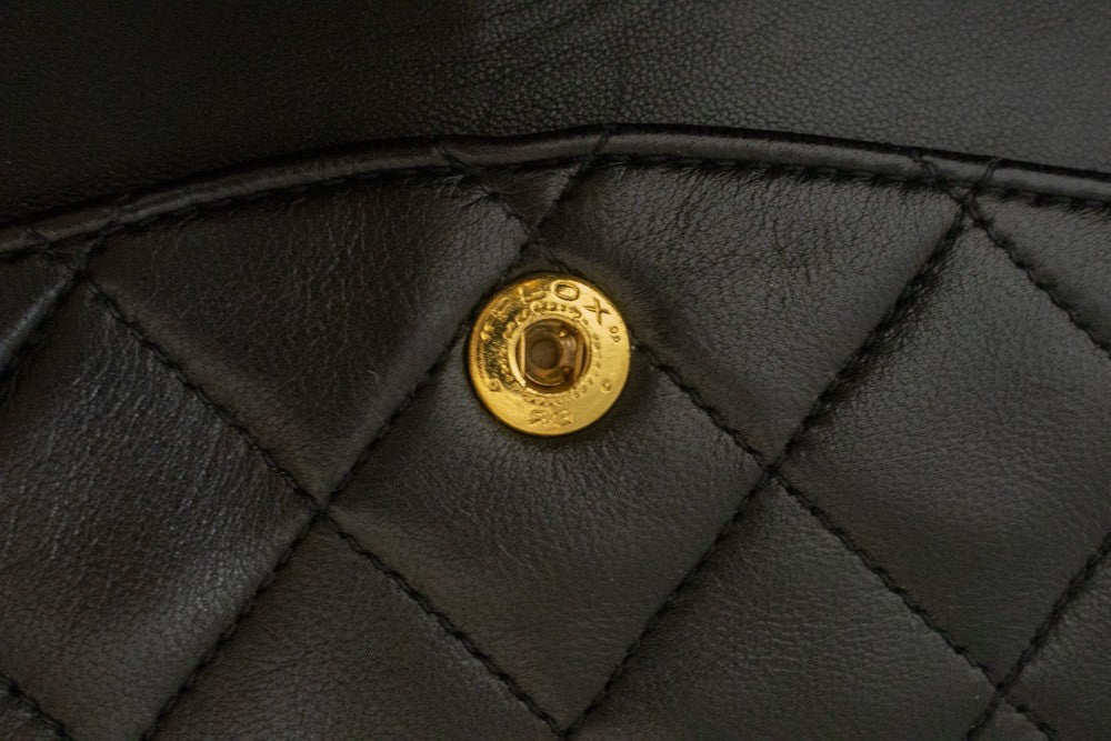 Chanel Classic Flap Lambskin Black Leather Crossbody Bag Bag (Pre-Owned)