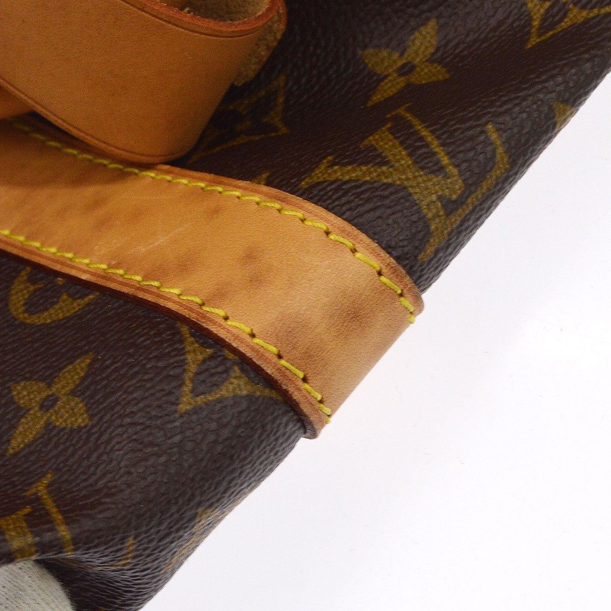 Louis Vuitton Keepall Monogram Canvas Brown Canvas Travel Bag Bag (Pre-Owned)