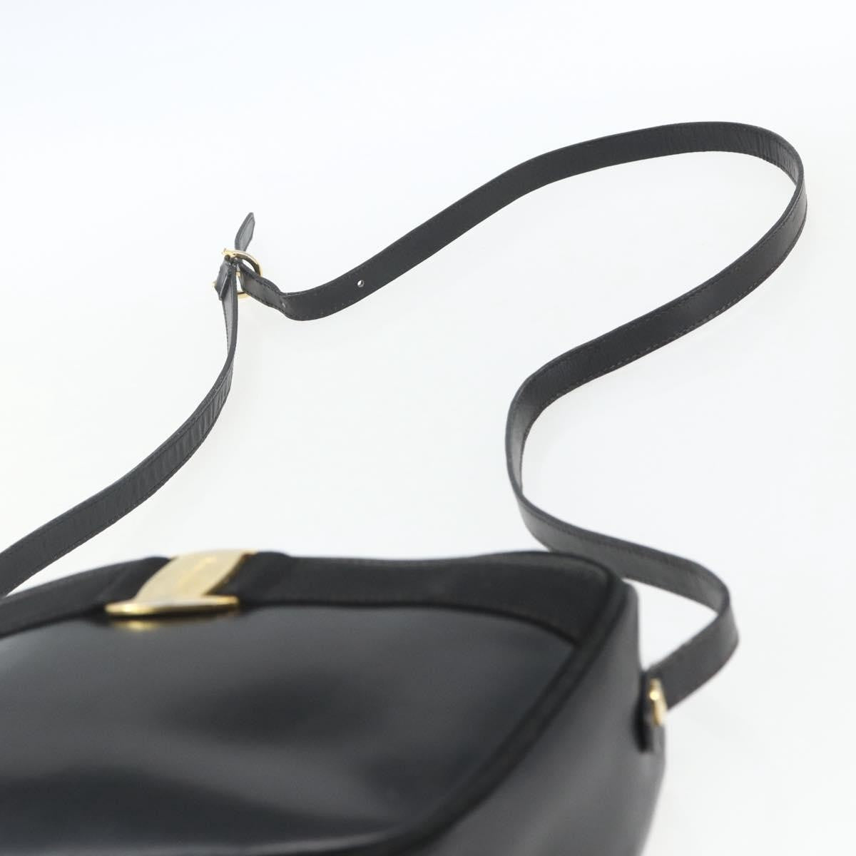 Salvatore Ferragamo Vara Bow Camera Patent Leather Black Leather Shoulder Bag Bag (Pre-Owned)