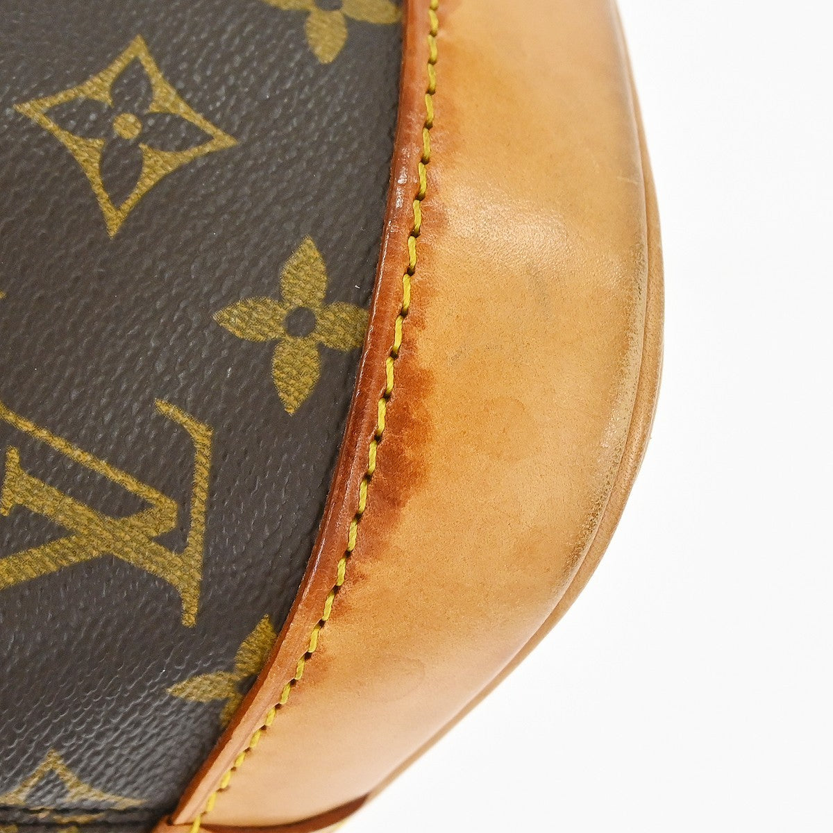 Louis Vuitton Alma Monogram Canvas Brown Canvas Handbag (Pre-Owned)