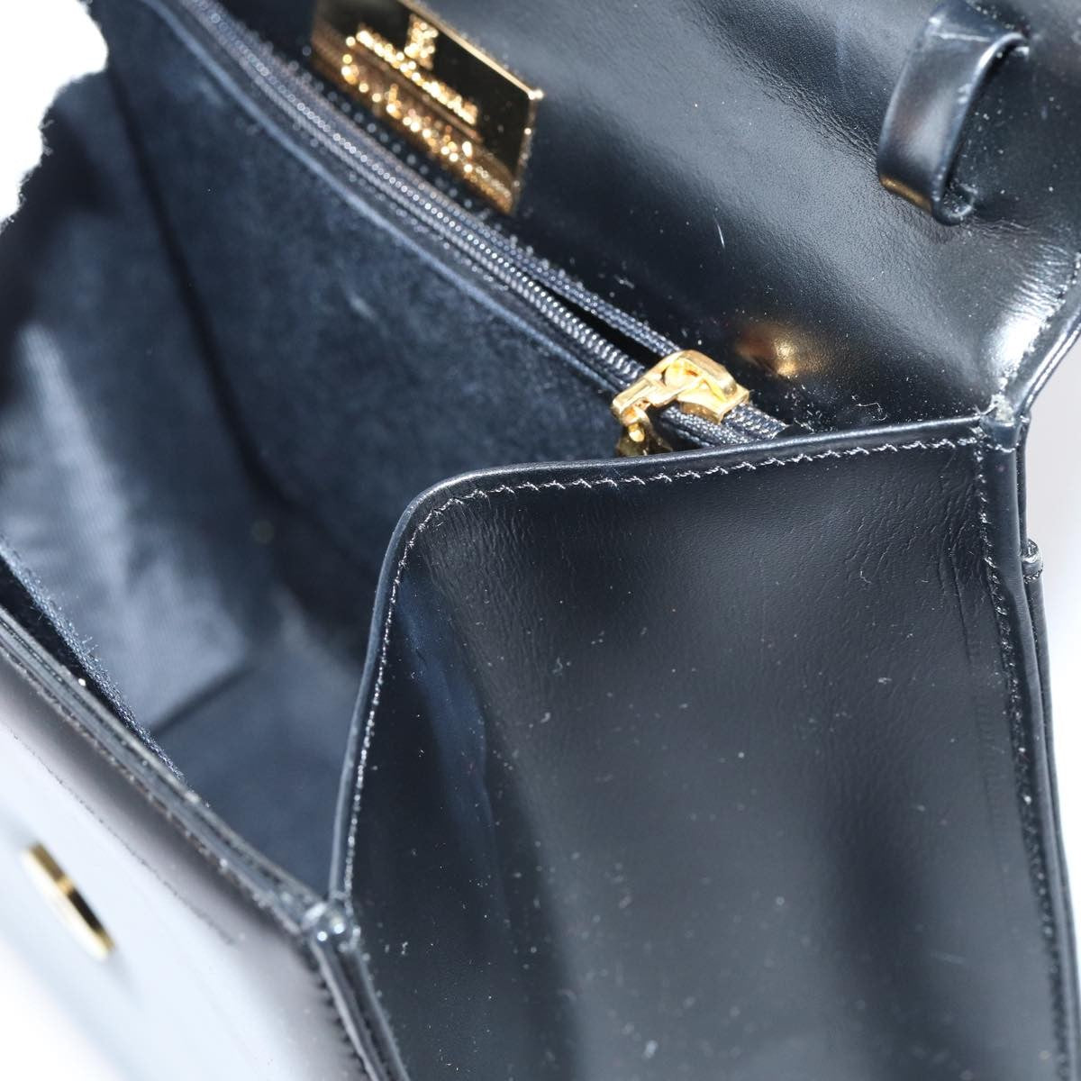 Givenchy Vintage 4G Leather Black Leather Handbag (Pre-Owned)