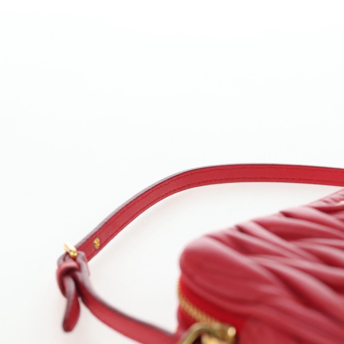 Miu Miu Tech Matelasse Leather Red Leather Crossbody Bag Bag (Pre-Owned)