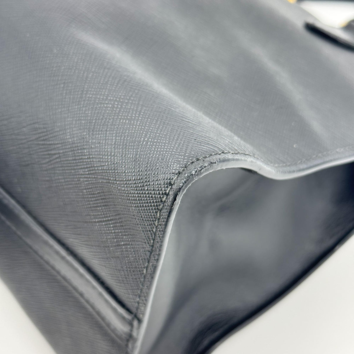 Prada Convertible Open Saffiano Leather Black Leather Tote Bag Bag (Pre-Owned)