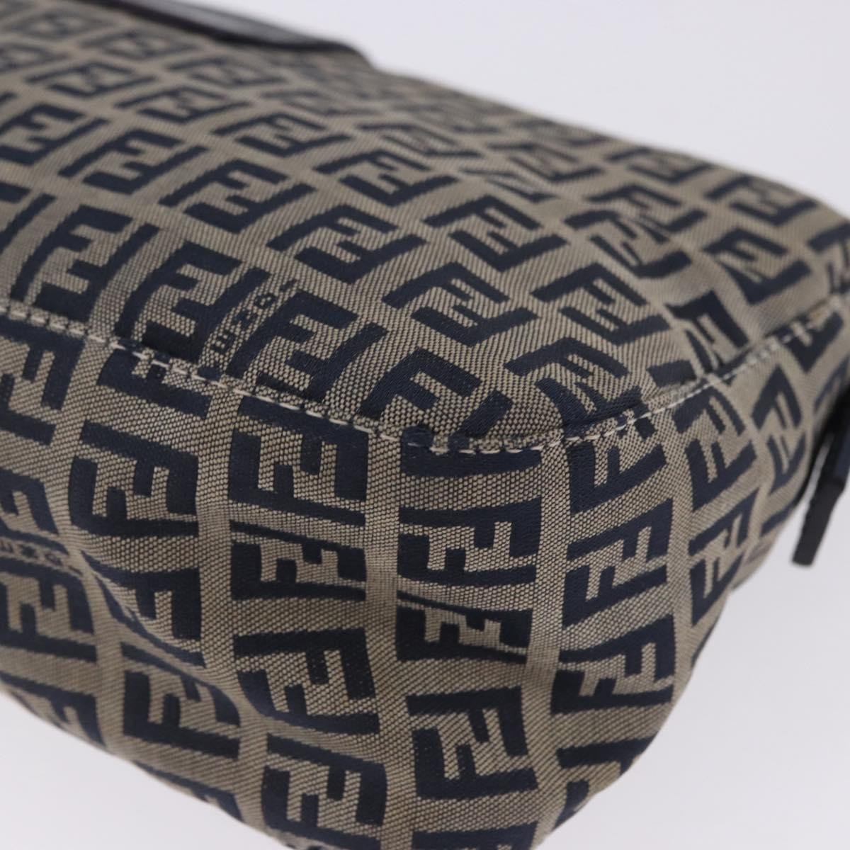 Fendi Baguette Zucca Canvas Navy Canvas Handbag (Pre-Owned)