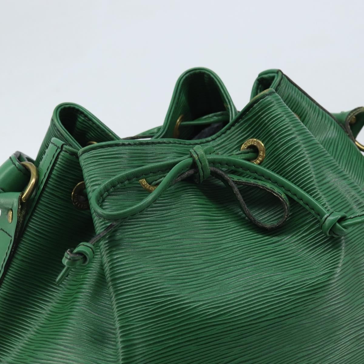 Louis Vuitton Petit Noe Epi Leather Green Leather Shoulder Bag Bag (Pre-Owned)