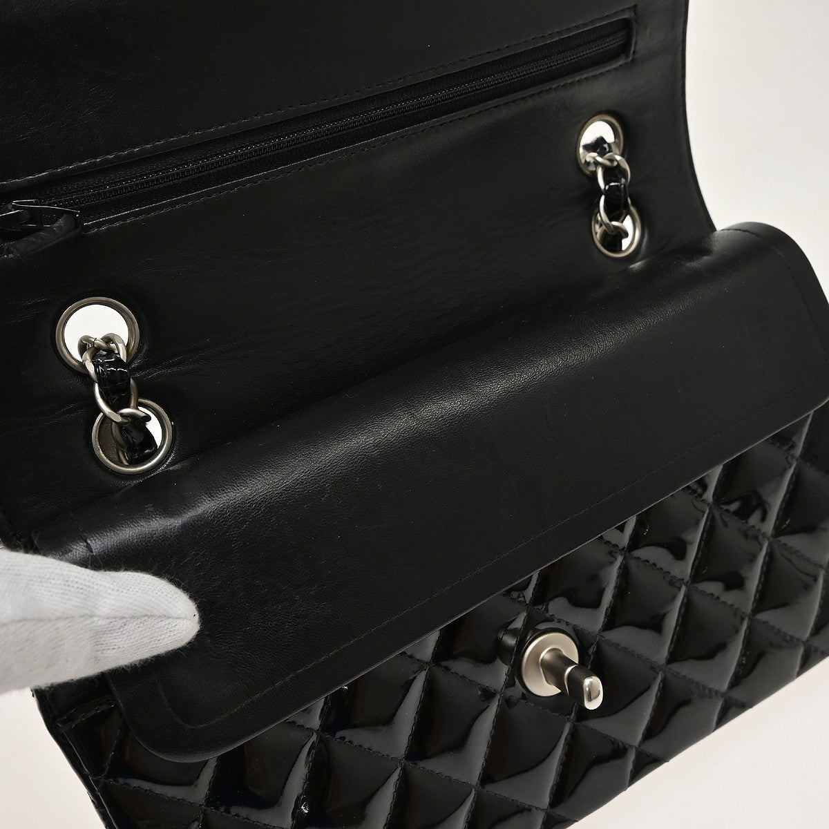 Chanel Timeless - Classic Double Flap Quilted Crinkled Patent Black Patent_Leather Shoulder Bag Bag (Pre-Owned)