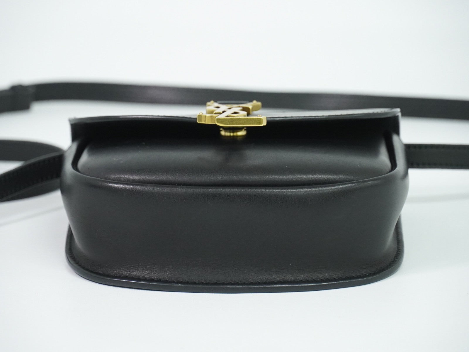 Saint Laurent Kaia Leather Black Leather Shoulder Bag Bag (Pre-Owned)