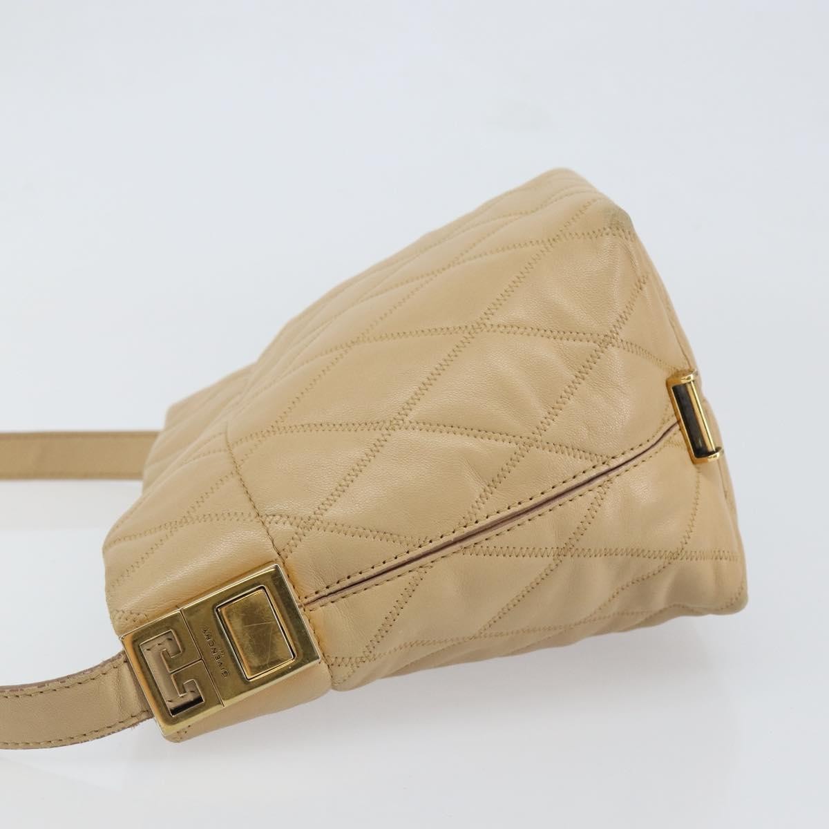 Givenchy Gv Bucket Quilted Leather Beige Leather Shoulder Bag Bag (Pre-Owned)